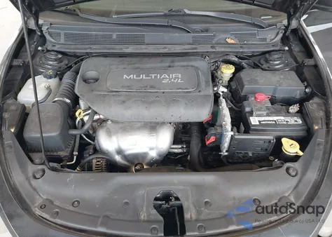 2015 Dodge Dart Limited z USA, uszkodzony, nr VIN 1C3CDFCB1FD122616